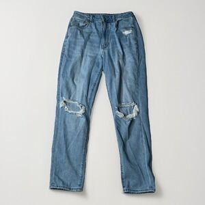 American Eagle Mom Jean Distressed Women's size 6 Light Wash Blue Denim Jeans